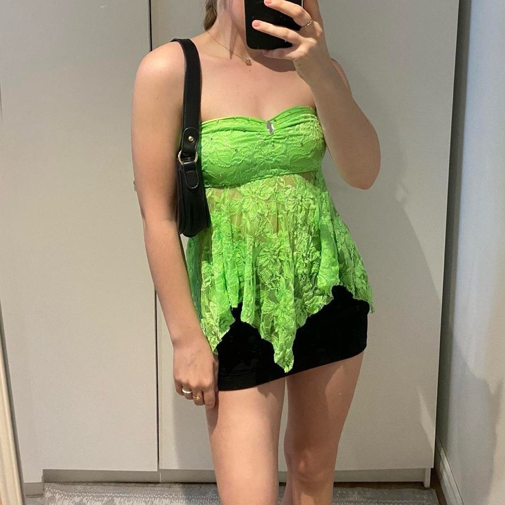 Amazing fairy, lace strapless top